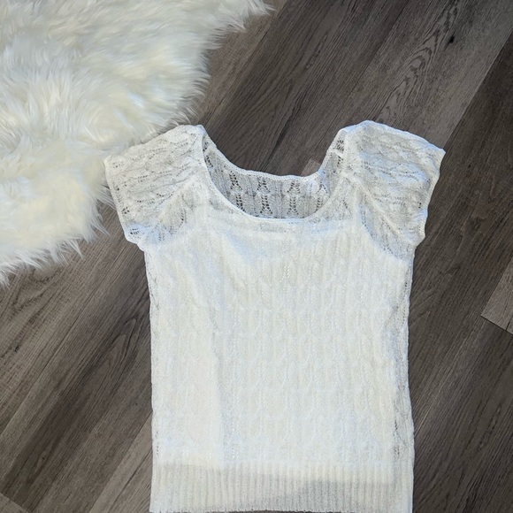 Gorgeous Coldwater Creek Crochet Knit Top & Tank Set - Picture 3 of 8